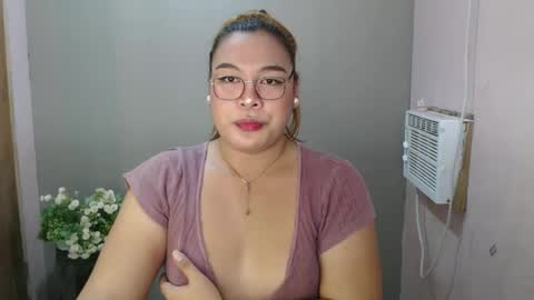 Snapshot of iana_whorexxx chatting on 13, 12, 2024 iana online show from 13, 12, 2024