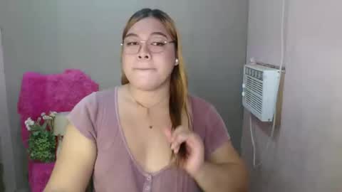 Snapshot of iana_whorexxx chatting on 7, 1, 2025 iana online show from 7, 1, 2025