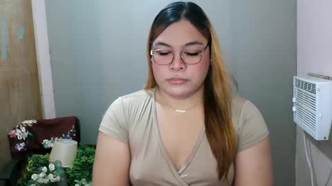 Snapshot of iana_whorexxx chatting on 12, 2, 2025 iana online show from 12, 2, 2025