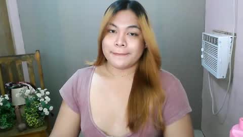 Snapshot of iana_whorexxx chatting on 2, 3, 2025 iana online show from 2, 3, 2025