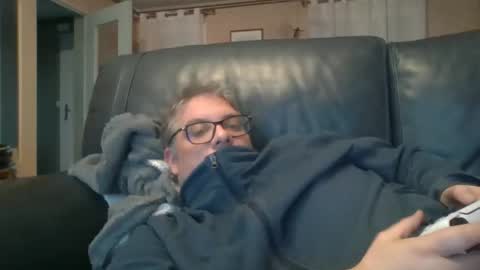 Snapshot of ibu81 chatting on 1, 3, 2026 anonymouszz online show from 1, 3, 2026