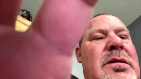 icanmakeyousquirt69 online show from 19, 4, 2026