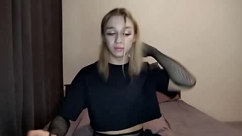 Jade online show from 2, 12, 2025