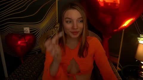 Danielle online show from 19, 2, 2025