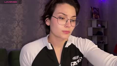 Snapshot of iceeheart chatting on 9, 5, 2026 Ksenia online show from 9, 5, 2026