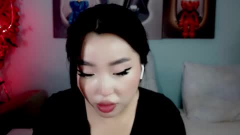 Snapshot of ichiben chatting on 4, 12, 2024 ichiben online show from 4, 12, 2024