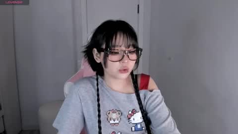 Hitomi   online show from 17, 2, 2026