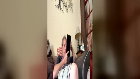 Snapshot of icums4u chatting on 22, 6, 2026 icums4u online show from 22, 6, 2026