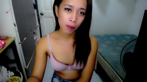 Snapshot of icy_heartxoxox chatting on 6, 7, 2026 Heart online show from 6, 7, 2026