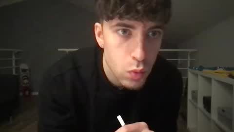 Snapshot of icyninesix chatting on 25, 12, 2024 icyninesix online show from 25, 12, 2024