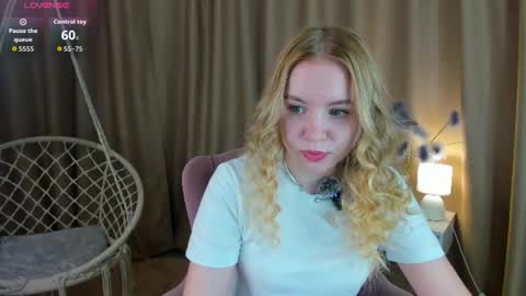 Snapshot of ida_lewiss chatting on 22, 6, 2026 Ida online show from 22, 6, 2026
