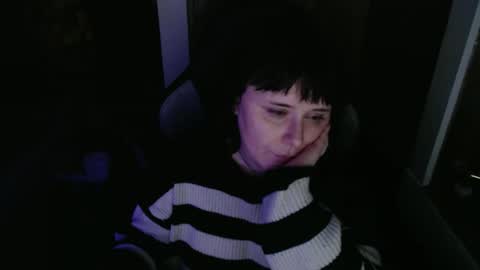 idamilliscent online show from 23, 4, 2026