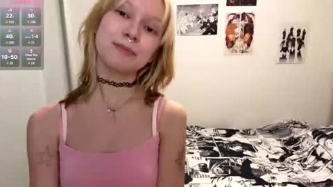 Snapshot of idellwold chatting on 16, 6, 2026 Sarah online show from 16, 6, 2026