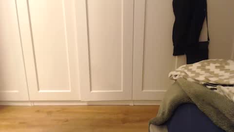 Ifk Donkeys online show from 17, 9, 2025