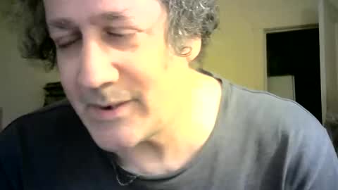 Snapshot of ignoredlittlestloser chatting on 27, 12, 2024 ignoredlittlestloser online show from 27, 12, 2024