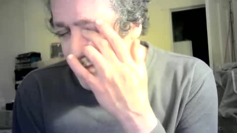 Snapshot of ignoredlittlestloser chatting on 15, 2, 2025 ignoredlittlestloser online show from 15, 2, 2025