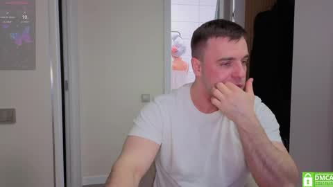 Julia and Mira online show from 12, 4, 2026