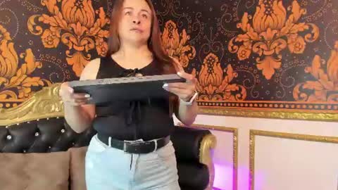 Snapshot of iliy_pervertedx chatting on 28, 7, 2026 LILY online show from 28, 7, 2026