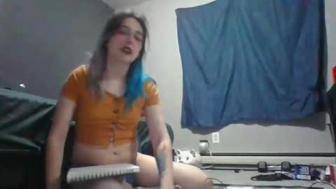 Snapshot of illlypad_lilac chatting on 19, 4, 2026 Lilly online show from 19, 4, 2026