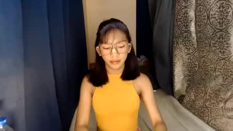 Snapshot of iloveyou28xx chatting on 25, 5, 2026 CALL ME JEN YOUR SWEET GIRL 3 online show from 25, 5, 2026