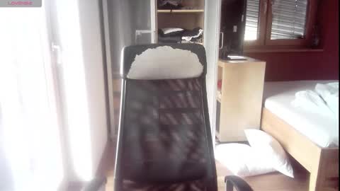 iloveyoutoo2000 online show from 21, 12, 2025