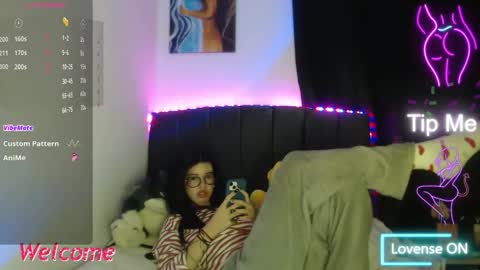 Ily Bea online show from 26, 4, 2026