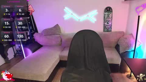 Snapshot of ilyafriend chatting on 2, 10, 2025 Ilya online show from 2, 10, 2025