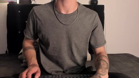 Snapshot of im__thomas chatting on 25, 9, 2025 IM THOMAS online show from 25, 9, 2025