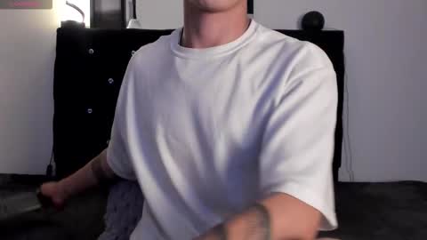 Snapshot of im__thomas chatting on 26, 9, 2025 IM THOMAS online show from 26, 9, 2025