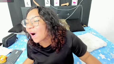 Angela online show from 27, 1, 2025