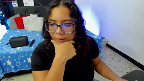 Angela online show from 6, 3, 2025