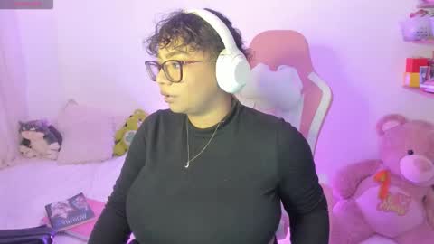 Angela online show from 15, 10, 2025