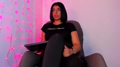 im_anna_ online show from 12, 2, 2025