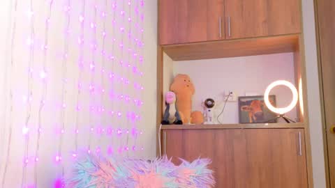 im_anna_ online show from 12, 4, 2026