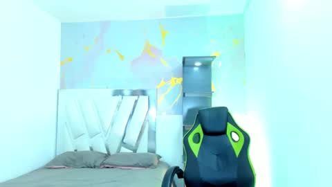 Snapshot of im_brittany_333 chatting on 13, 2, 2026 im_brittany_333 online show from 13, 2, 2026