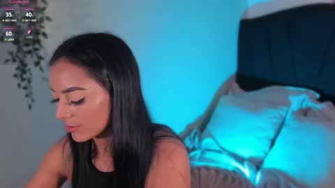 Snapshot of im_isabellaa chatting on 12, 10, 2025 Isa online show from 12, 10, 2025