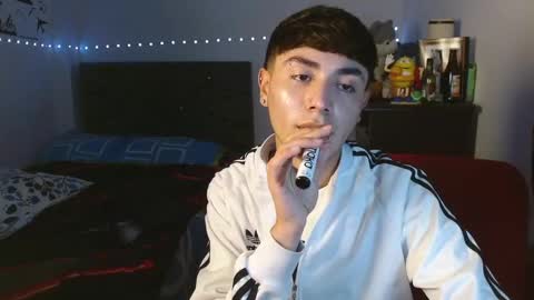 Snapshot of im_juanda chatting on 15, 12, 2024 im_juanda online show from 15, 12, 2024