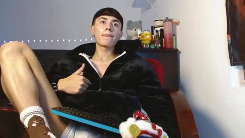 Snapshot of im_juanda chatting on 17, 12, 2024 im_juanda online show from 17, 12, 2024