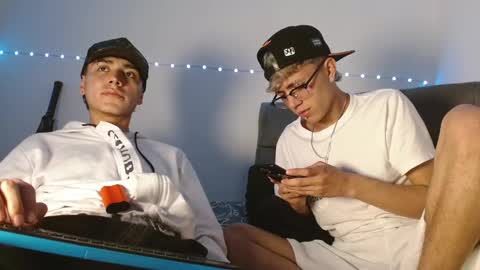 Snapshot of im_juanda chatting on 12, 3, 2025 im_juanda online show from 12, 3, 2025