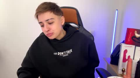 Laia online show from 26, 2, 2025