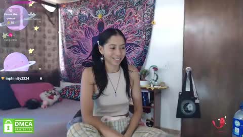 Snapshot of im_moonlight chatting on 7, 11, 2025 Cutie pie online show from 7, 11, 2025