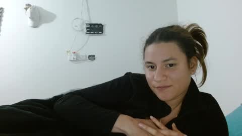 Snapshot of im_roux chatting on 27, 5, 2026 im_roux online show from 27, 5, 2026