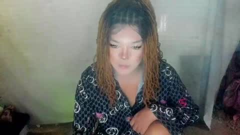 Snapshot of im_ur_hot_ella chatting on 27, 7, 2026 ella may online show from 27, 7, 2026