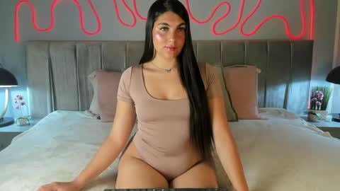 Snapshot of im_valskin chatting on 28, 5, 2026 Val online show from 28, 5, 2026