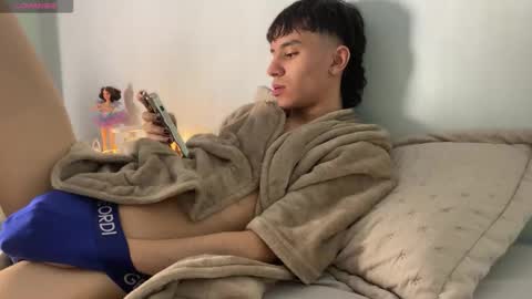 Colton Alvin Independent model online show from 20, 11, 2025