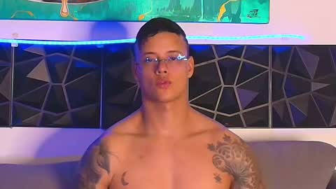 Snapshot of imconor chatting on 10, 2, 2025 imconor online show from 10, 2, 2025