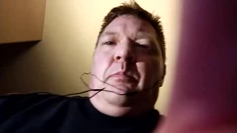 Iminyourroom online show from 28, 10, 2025