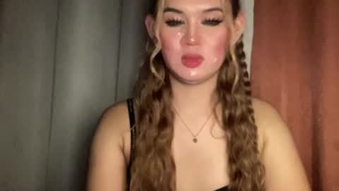 Mika online show from 22, 3, 2026