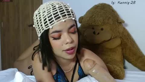 Snapshot of imkenia28 chatting on 9, 9, 2025 Kenia 3 online show from 9, 9, 2025