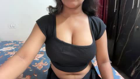 Snapshot of imlovelyrose chatting on 28, 6, 2026 ROSE online show from 28, 6, 2026